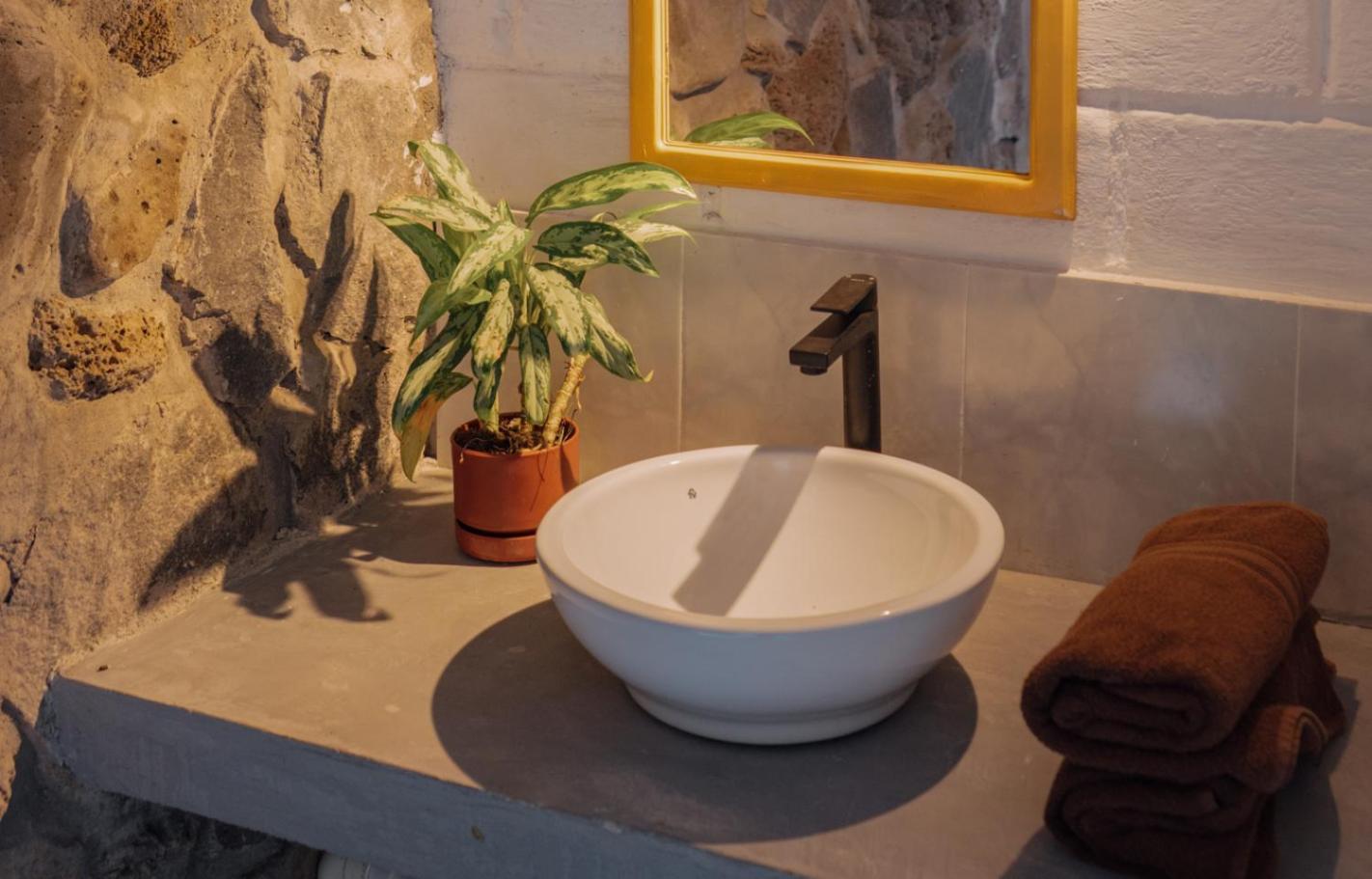 Hostal Pimampiro Puerto Baquerizo Moreno Exteriér fotografie